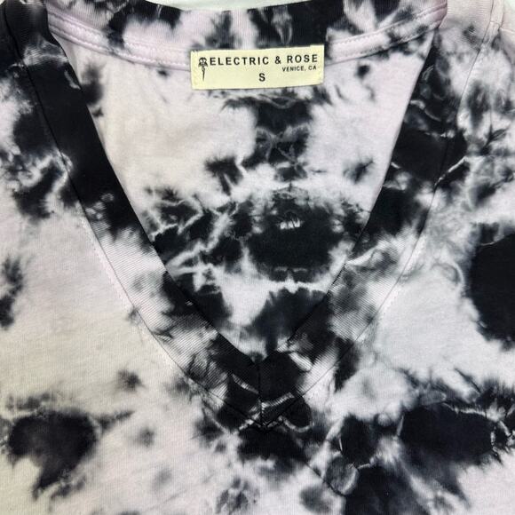NEW Electric & Rose Cotton Tie Dye Vneck Tank Top Black Lavender Size Small - Picture 3 of 4